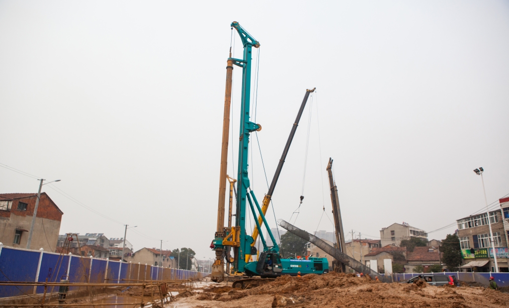 老板著急了？山河智能高效旋挖鉆機(jī)來幫忙