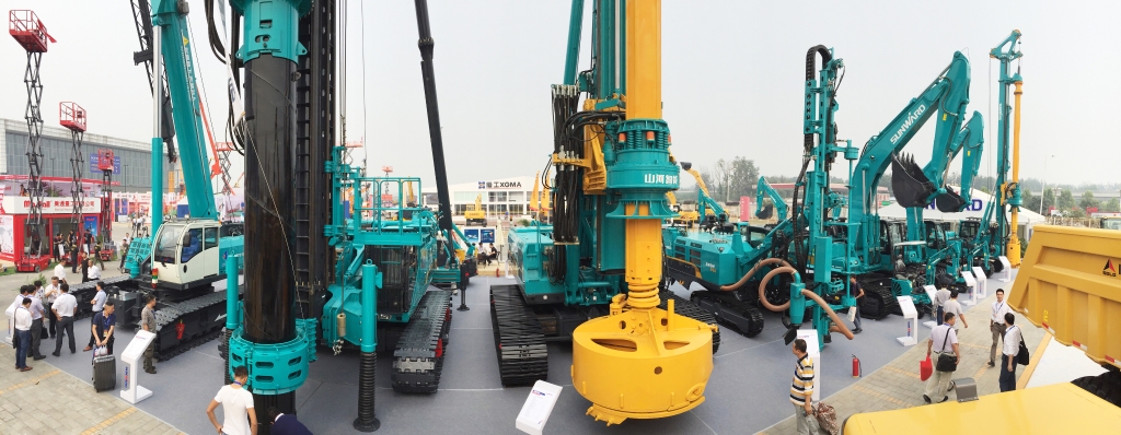 新品、精品、星品齊聚 山河智能閃耀BICES 2015