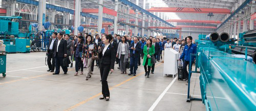 工程裝備盛宴，東盟十國代表在山河智能很享受