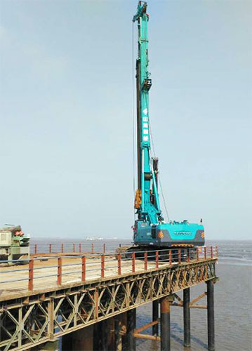 曬技術：入海90米，海上建造師的完美搭檔