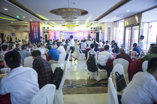 山河智能酷帥曾大蝦，一大波美圖帶你親臨北京BICES展