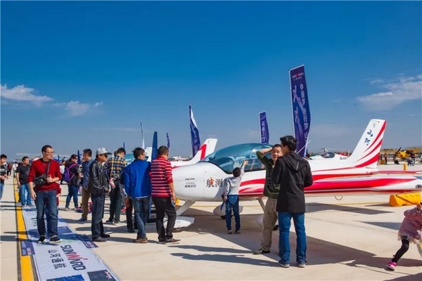 喂，看世界飛行者大會(huì)了嗎？山河飛機(jī)豪華陣容別錯(cuò)過