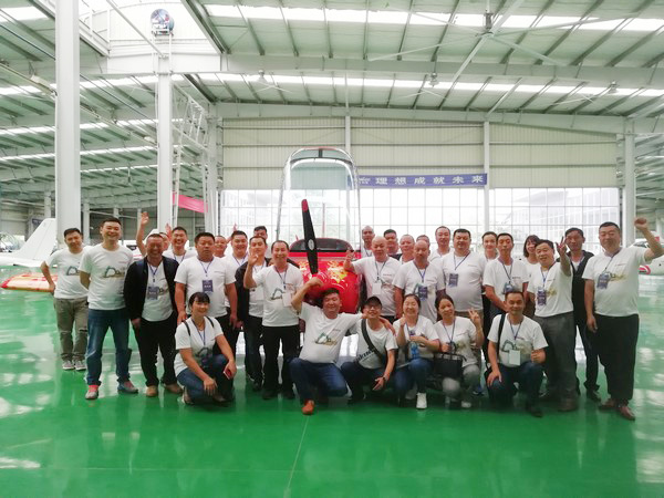 500多名挖掘機(jī)用戶實(shí)地考察，為山河智能點(diǎn)贊！