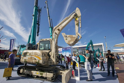 山河智能酷帥曾大蝦，一大波美圖帶你親臨北京BICES展