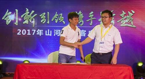 山河智能酷帥曾大蝦，一大波美圖帶你親臨北京BICES展