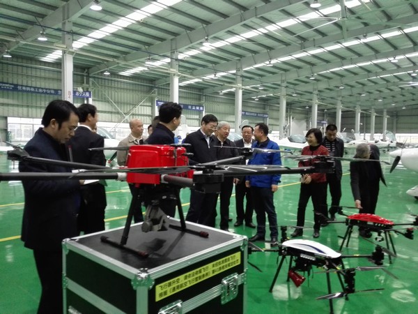 省委書記杜家毫勉勵山河智能：做大做強航空航天產(chǎn)業(yè)