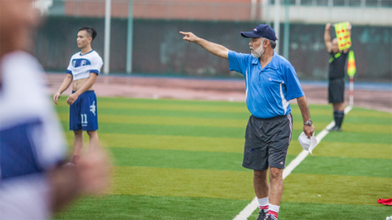 山河智能VS越南奮發(fā)：球賽精彩紛呈，合作天長地久