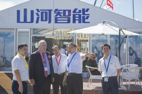 山河智能酷帥曾大蝦，一大波美圖帶你親臨北京BICES展