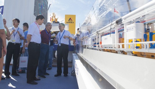 山河智能酷帥曾大蝦，一大波美圖帶你親臨北京BICES展