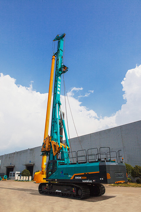 逛上海寶馬展來山河智能展位，創(chuàng)新成果連連看