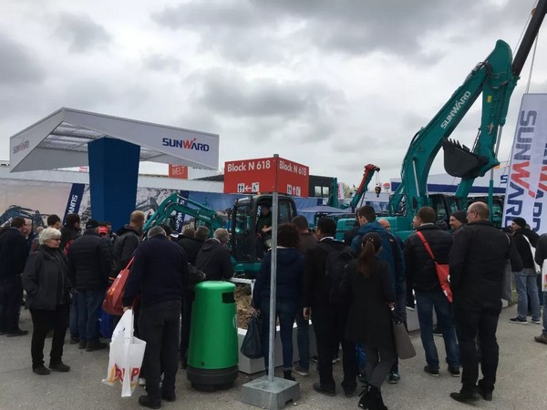 向世界展示中國“智造”魅力，山河智能攜創(chuàng)新陣容閃耀德國寶馬展