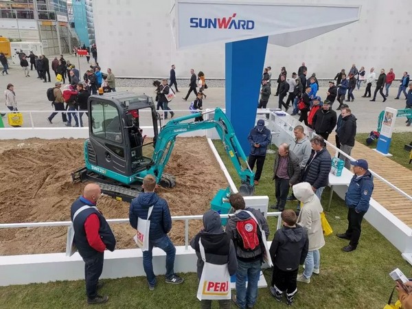 同一個(gè)世界，同一個(gè)夢(mèng)想，山河智能德國(guó)寶馬展完美收官