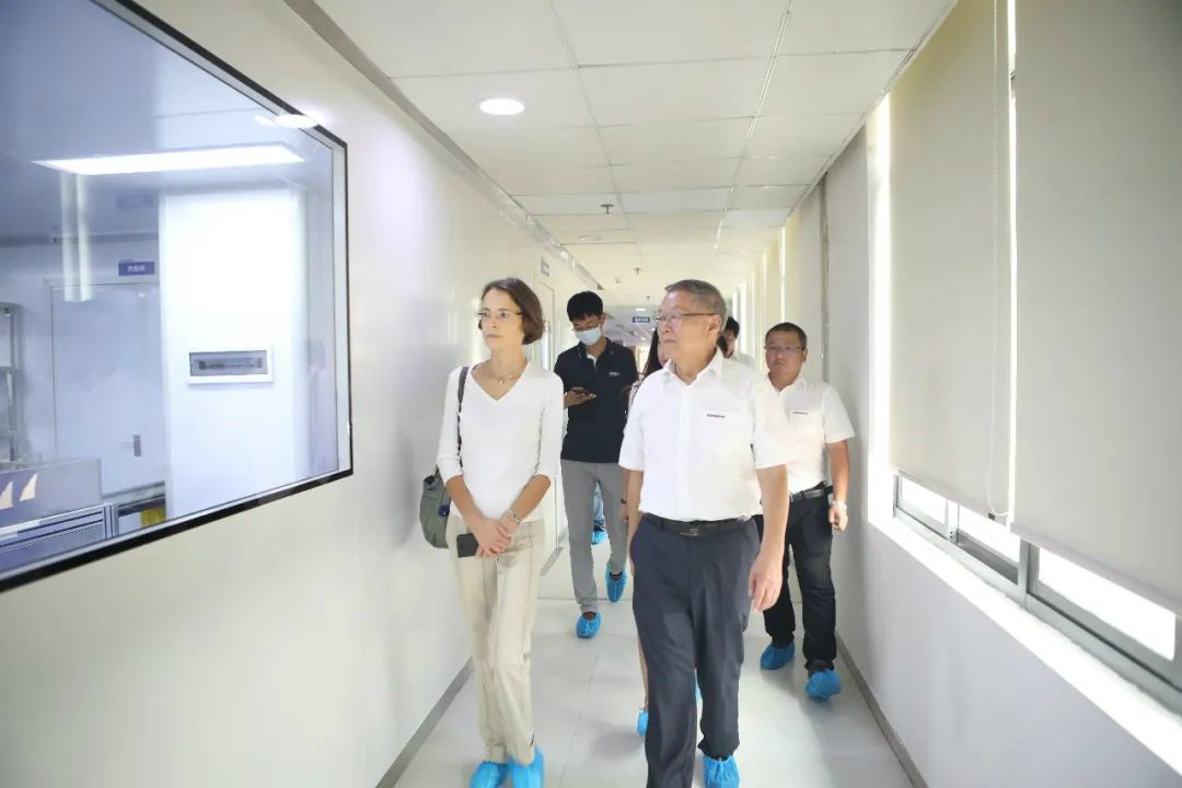 比利時(shí)商務(wù)領(lǐng)事到訪山河智能