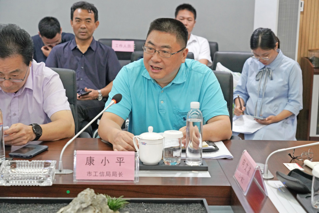 砥礪前行 接力第一棒——長沙工程機械協(xié)會首屆輪值會長交接