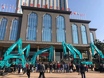 5千萬! 山河智能挖掘機(jī)訂貨會(huì)創(chuàng)新高