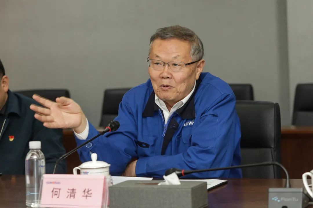 葉檀財(cái)經(jīng)團(tuán)隊(duì)調(diào)研山河智能