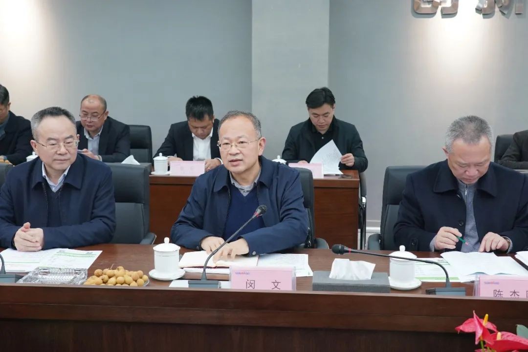 湖南重點建筑企業(yè)團(tuán)調(diào)研山河智能