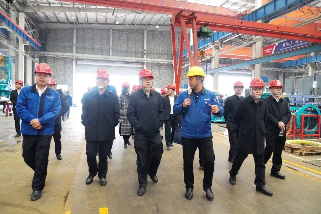 湖南重點建筑企業(yè)團(tuán)調(diào)研山河智能