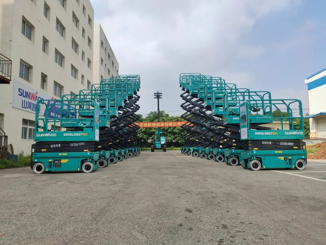 同夢同行 借勢騰飛——遼寧宏信&山河智能舉辦主題慶典活動(dòng)