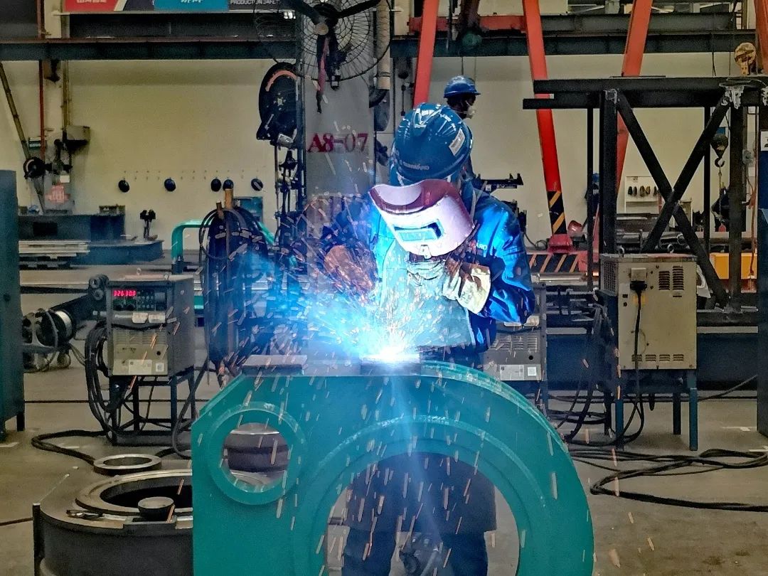 圖集 | 戰(zhàn)高溫！致敬堅守一線的他們