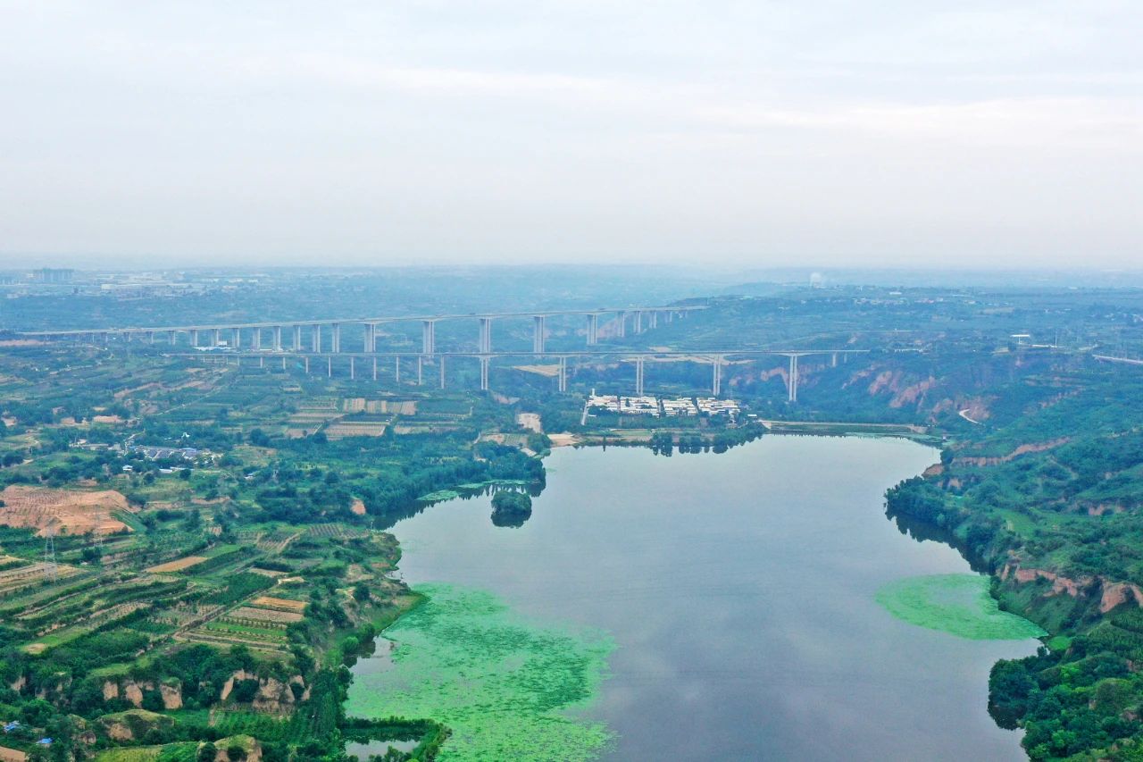 天塹施工，玉皇閣二號特大橋樁基主力軍是山河智能旋挖鉆機 | 百年風華筑錦繡山河（3）