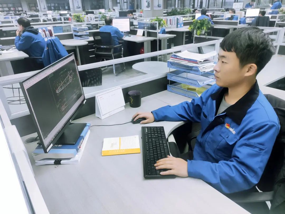 你好 2022！再見(jiàn) 2021！我與山河智能共成長(zhǎng)