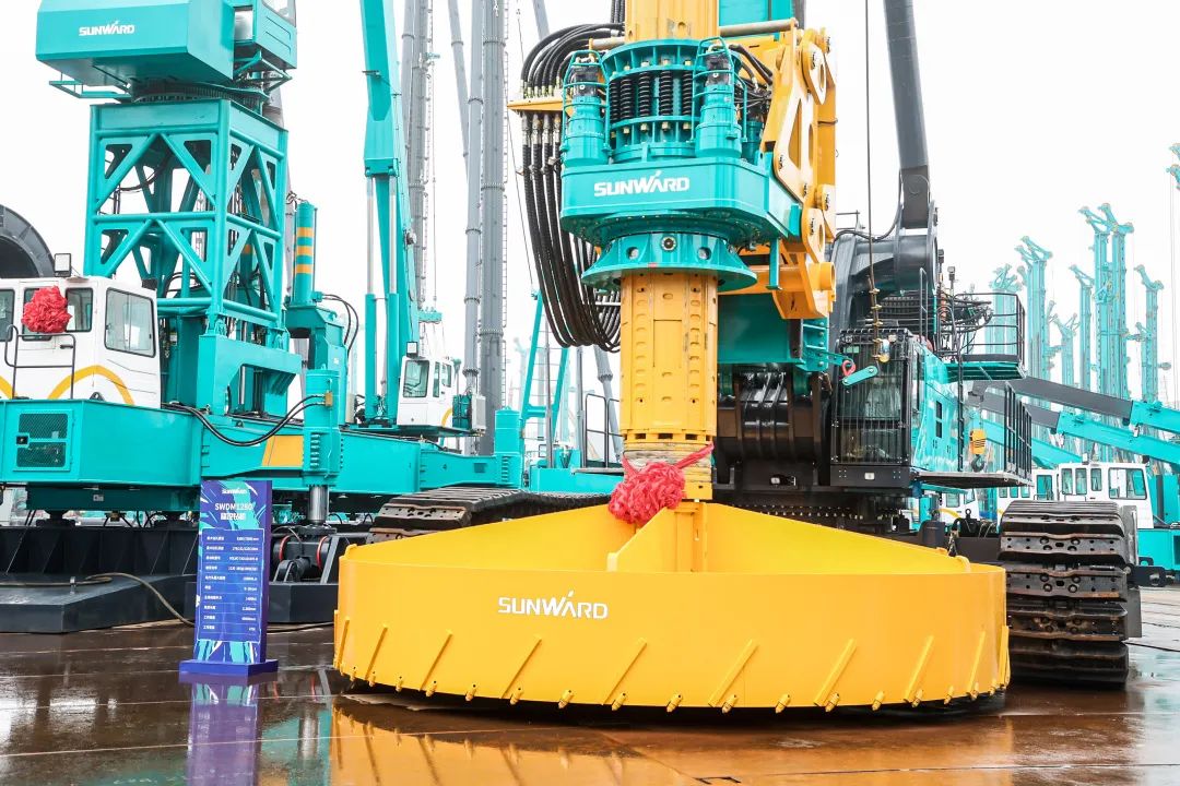 鉆孔直徑7米、鉆孔深度170米！世界最大旋挖鉆機成功下線