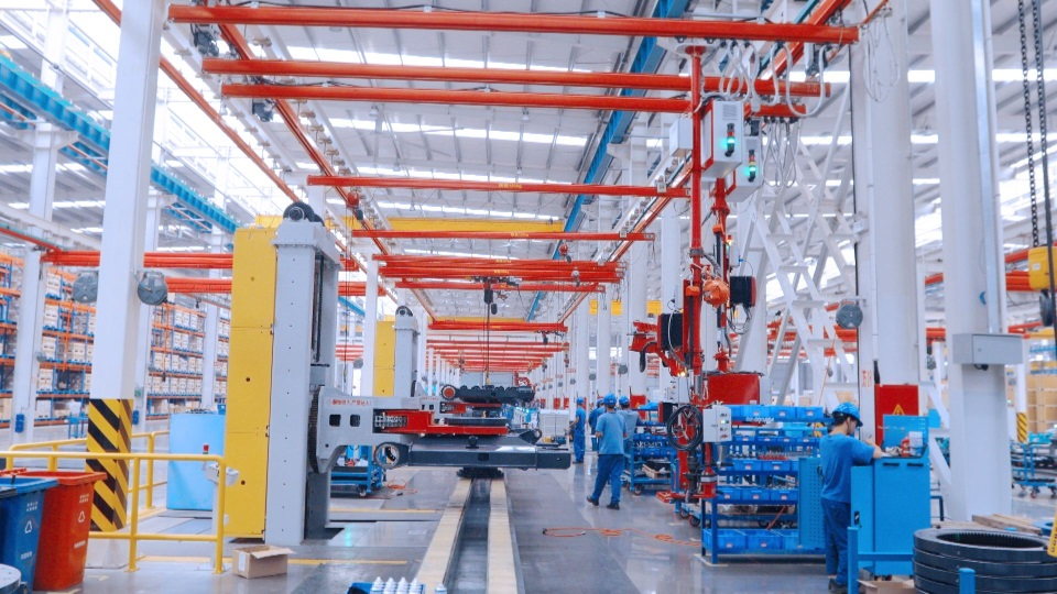 國(guó)家四部委共同認(rèn)定！山河智能上榜智能制造試點(diǎn)示范工廠