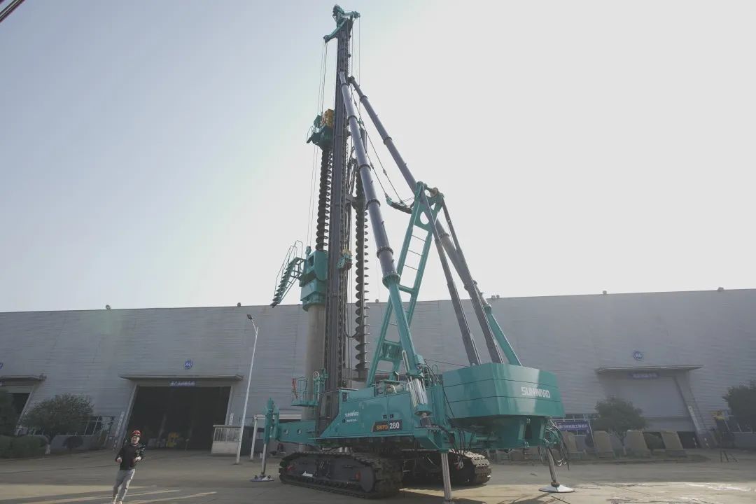 植樁奇兵！山河智能開啟大直徑預(yù)制樁施工全新探索實(shí)踐
