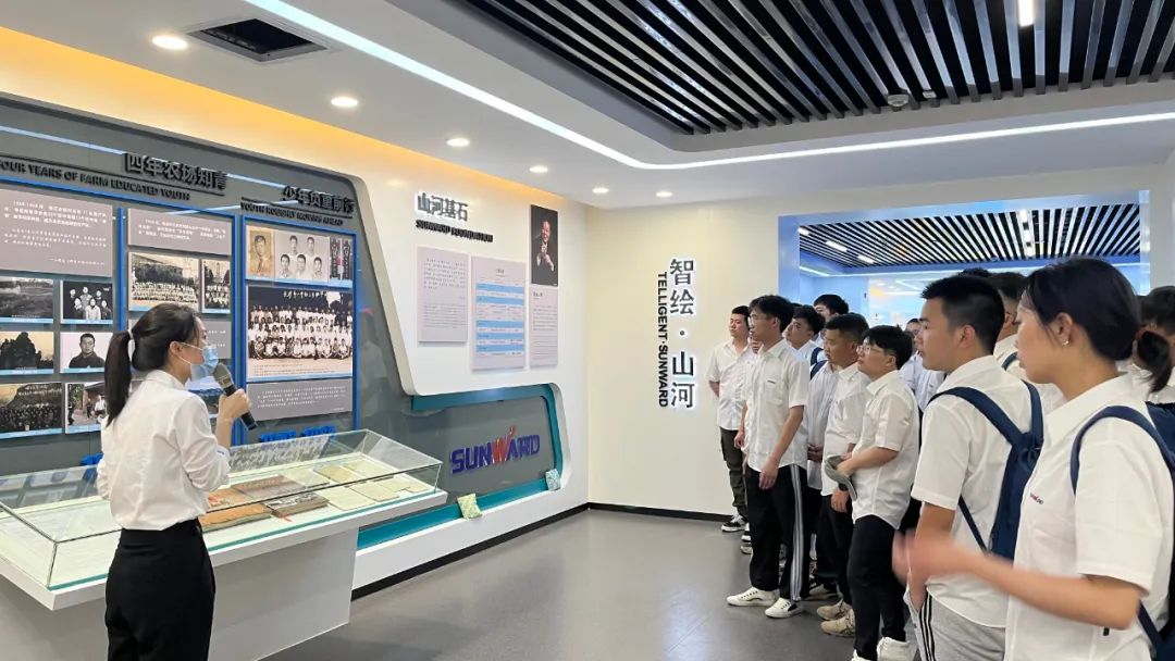 校招 | 盛夏七月，這群“向著太陽奔跑”的少年來山河智能啦！