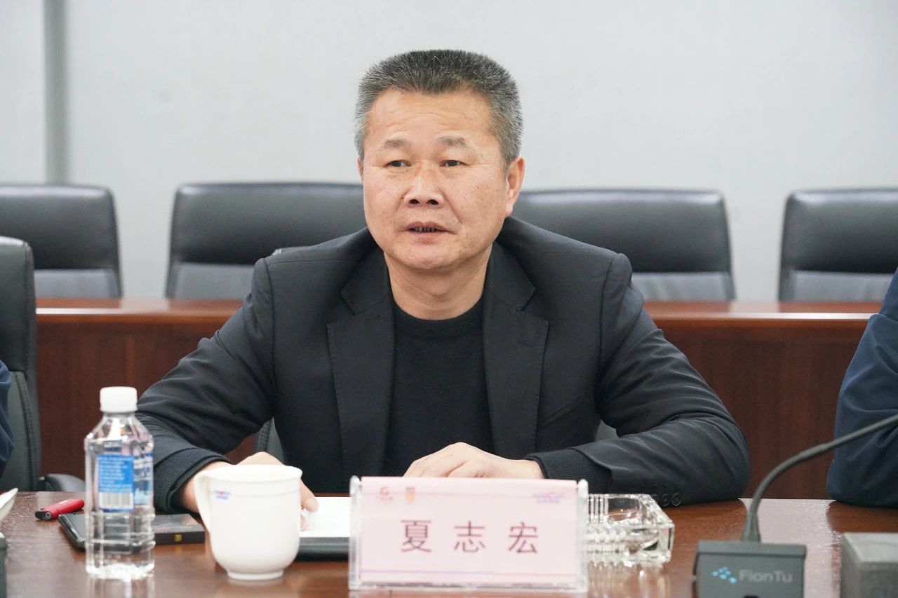 強(qiáng)強(qiáng)聯(lián)手！山河智能與湖南楚湘建工集團(tuán)達(dá)成共建礦山生產(chǎn)建設(shè)創(chuàng)新聯(lián)合體共識