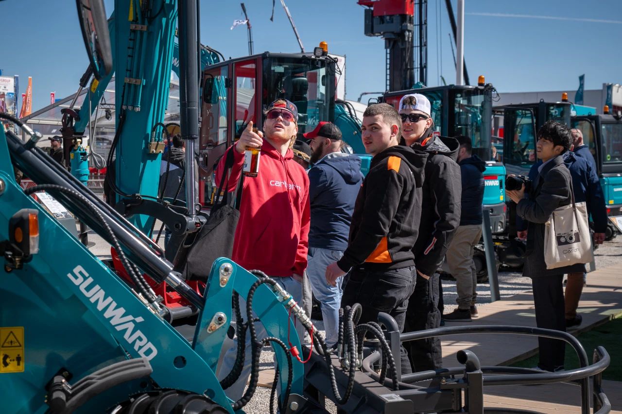 山河智能董事長(zhǎng)付向東:以綠色智造與全球戰(zhàn)略解鎖中國(guó)工程機(jī)械的進(jìn)階密碼