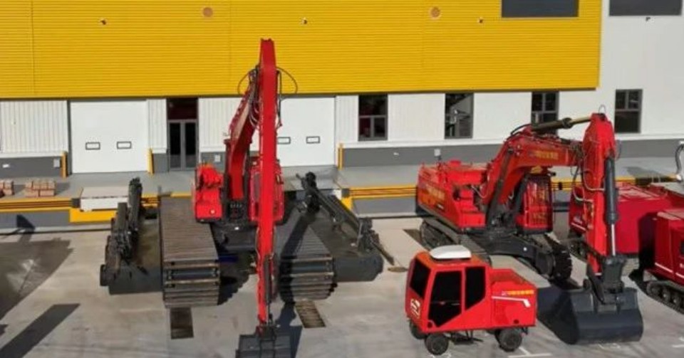 硬核破解“最后一公里”難題，山河智能應(yīng)急救援設(shè)備助力“應(yīng)急使命·2025”演習(xí)！