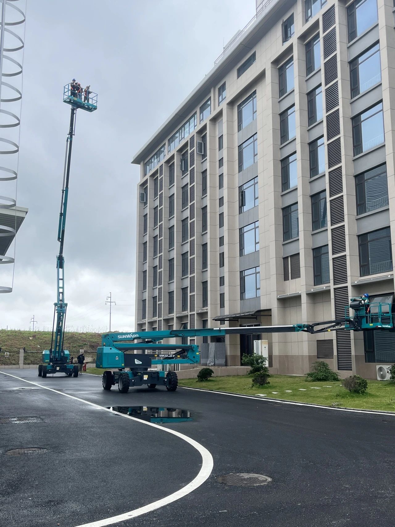 山河智能高空機械亮相《開始推理吧3》，與明星共赴